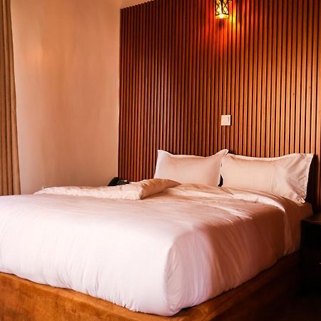 Winter Villa Resort & Spa Limited Embu Ngoại thất bức ảnh