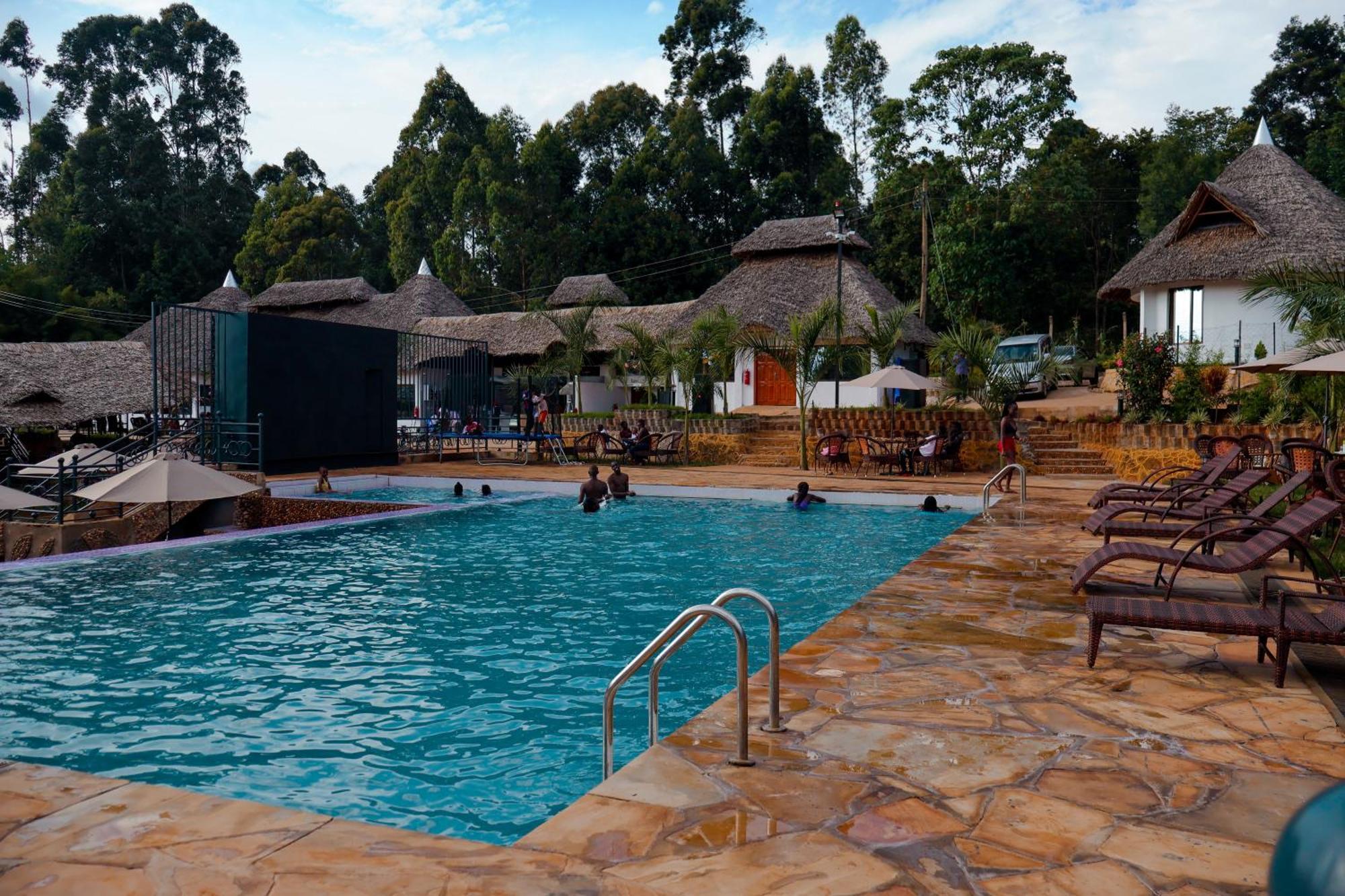 Winter Villa Resort & Spa Limited Embu Ngoại thất bức ảnh