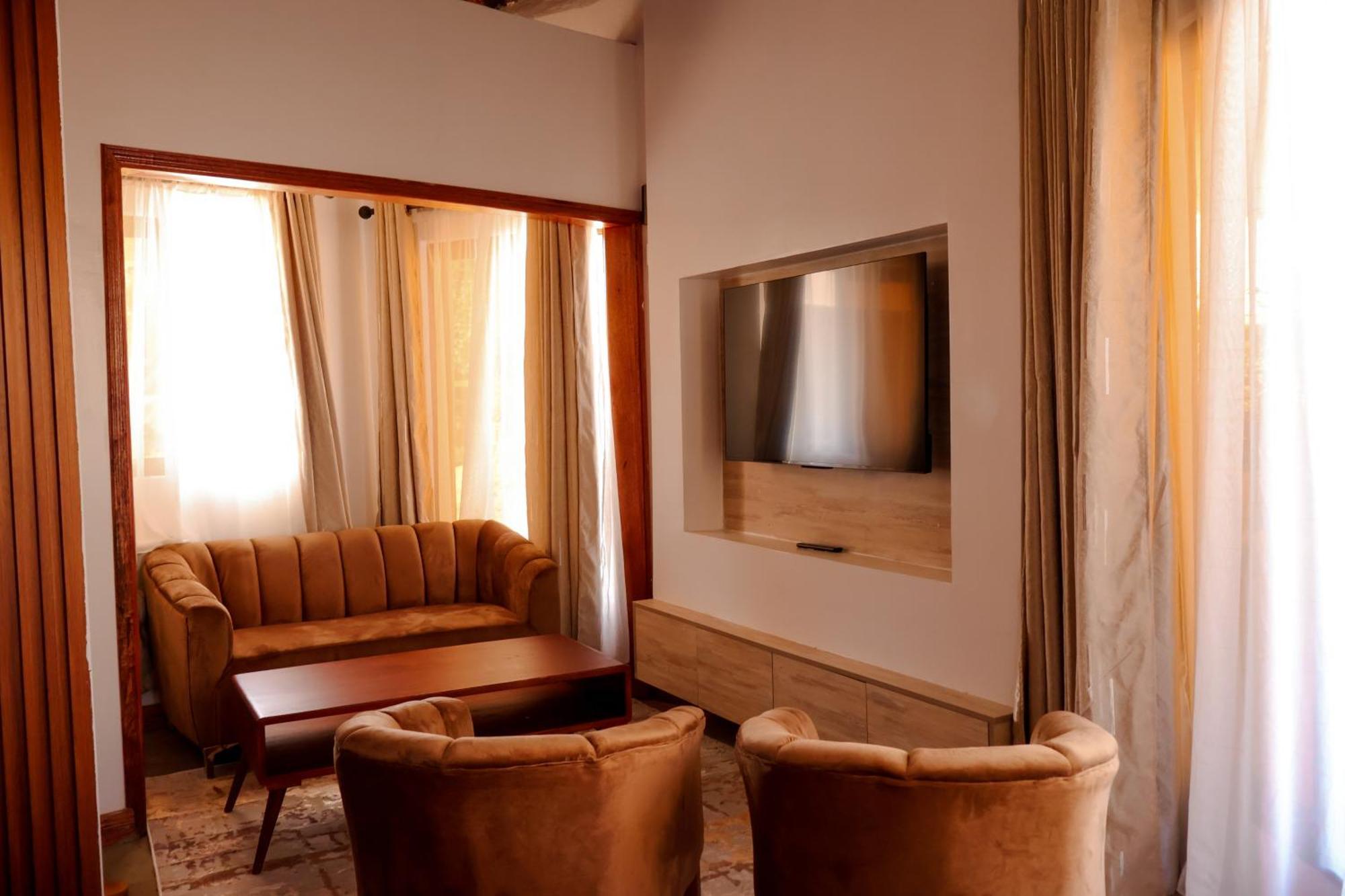 Winter Villa Resort & Spa Limited Embu Ngoại thất bức ảnh